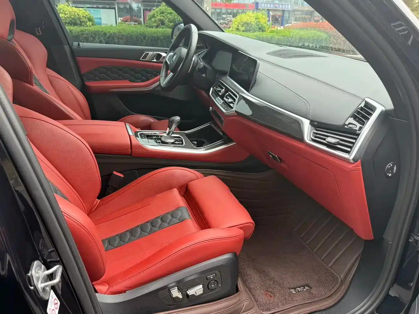 2022 BMW X5 M — миниатюра 15