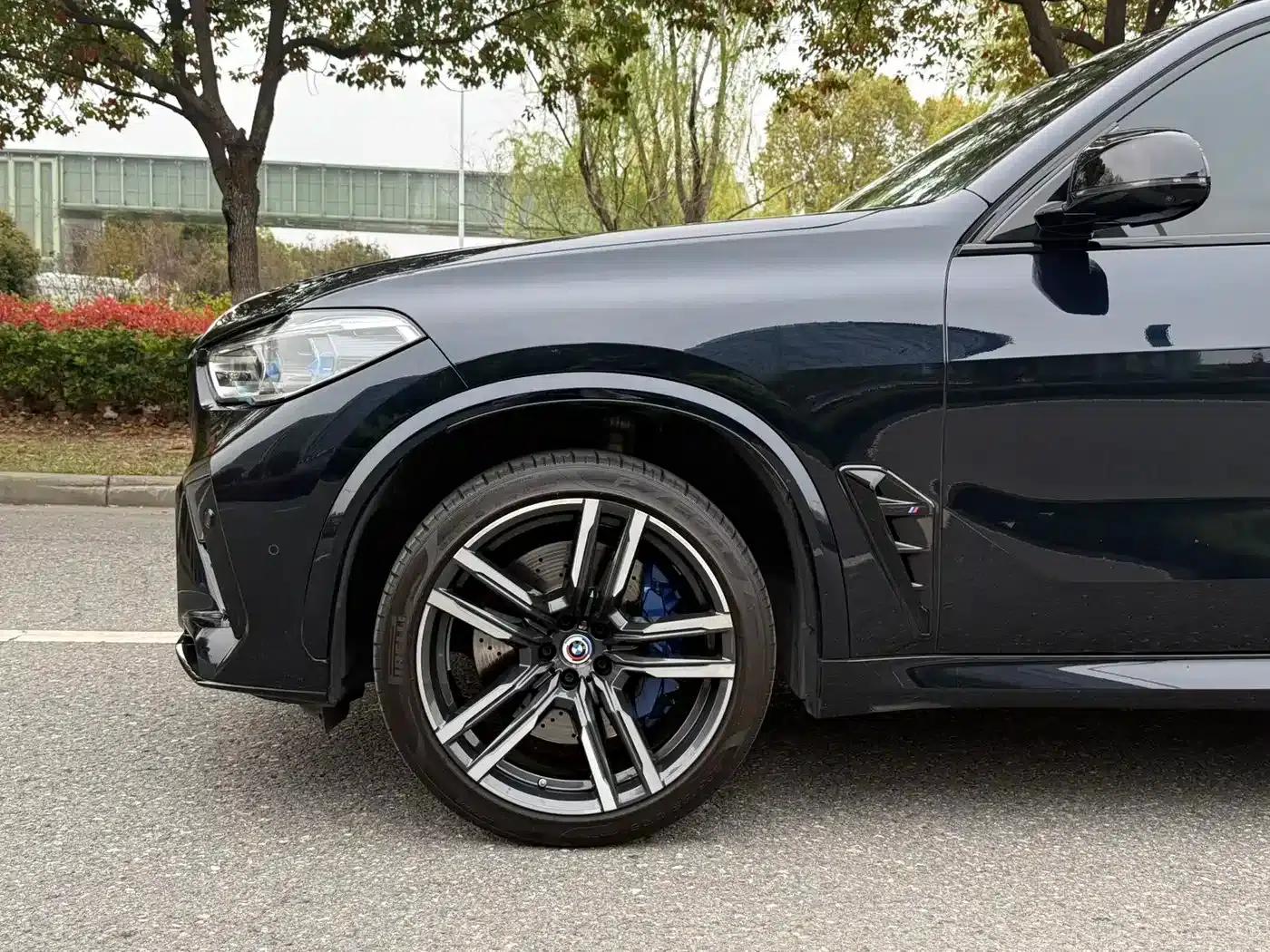 2022 BMW X5 M — миниатюра 25