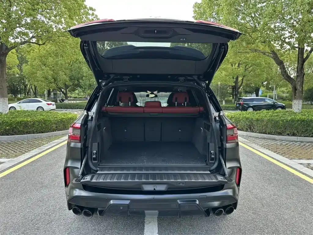 2022 BMW X5 M — миниатюра 18