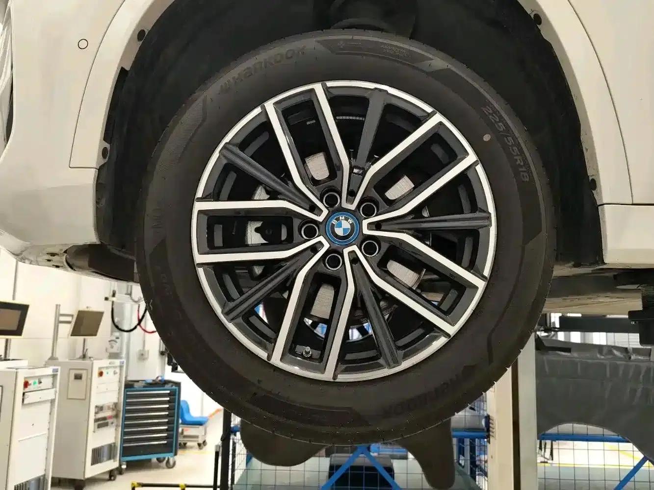 BMW iX1 2025 eDrive25L M Sport Package — миниатюра 14