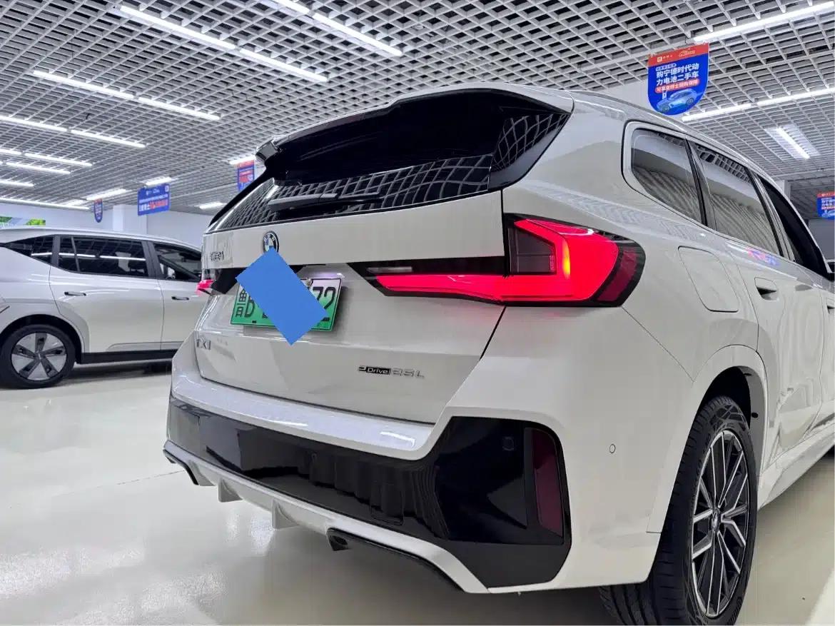 BMW iX1 2023 eDrive25L M Sport Package — миниатюра 4