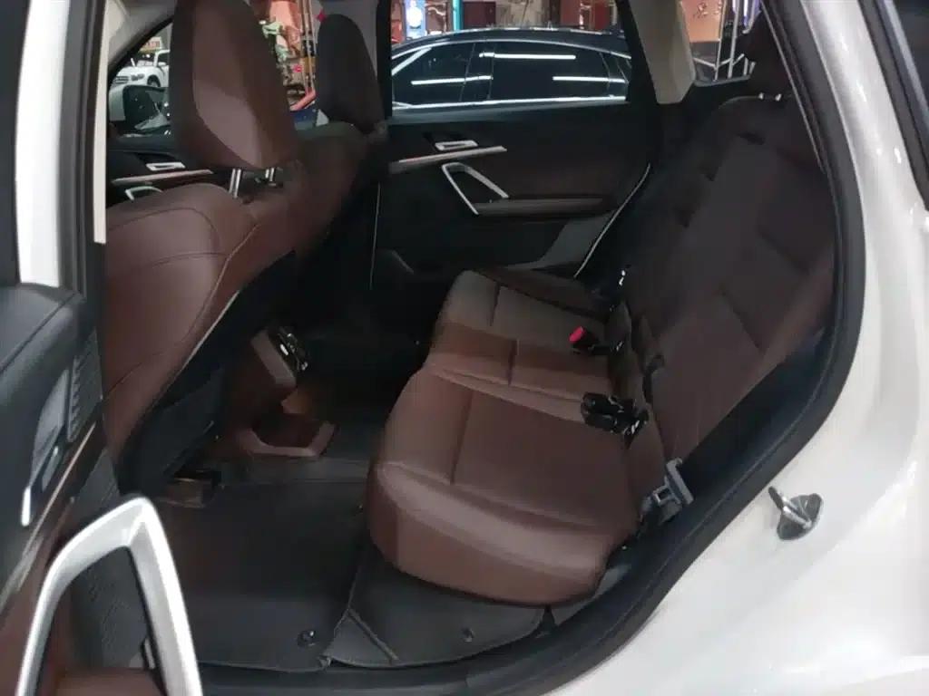 BMW iX1 2023 eDrive25L M Sport Package — миниатюра 17