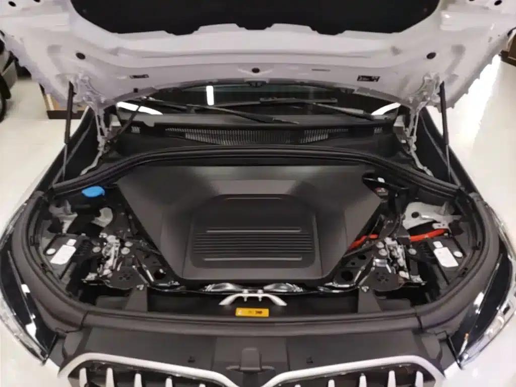 BMW iX1 2023 eDrive25L M Sport Package — миниатюра 20
