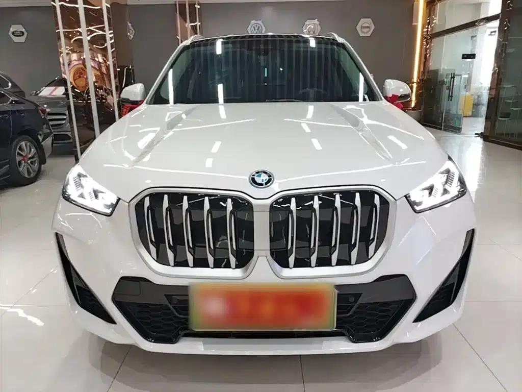 BMW iX1 2023 eDrive25L M Sport Package — миниатюра 3