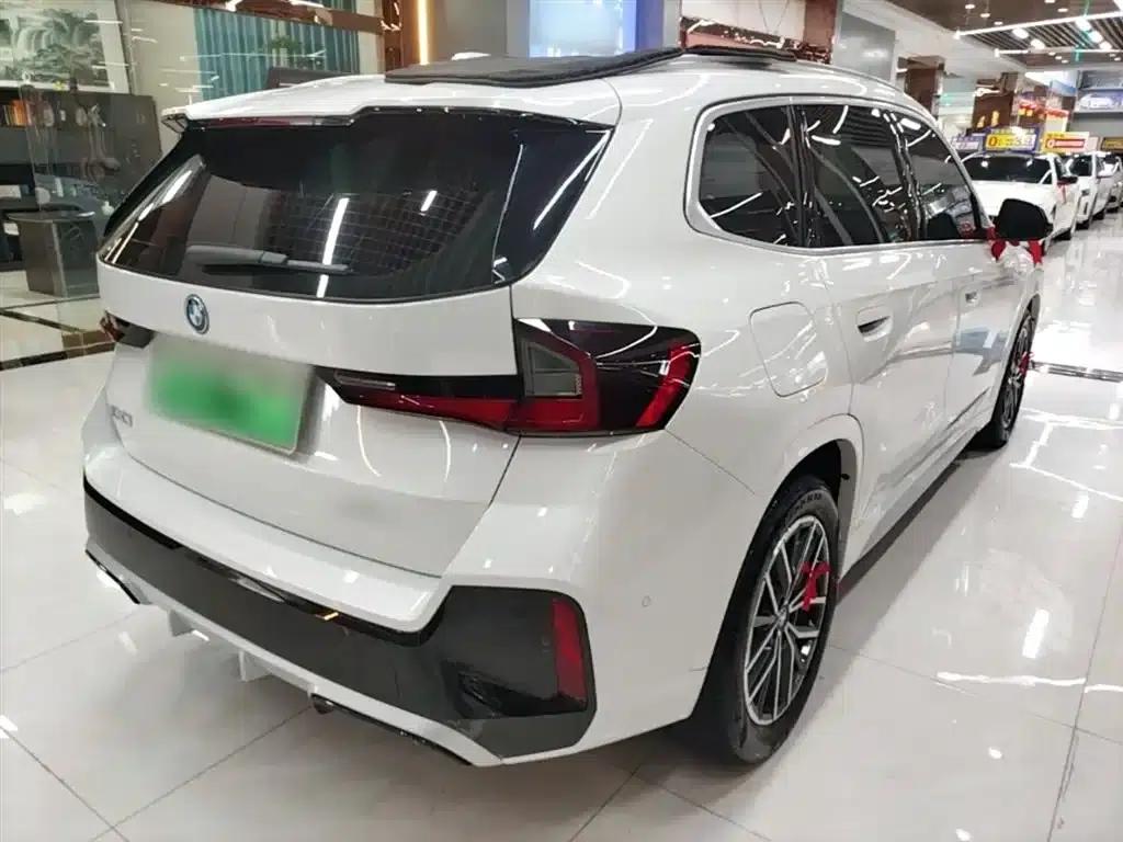 BMW iX1 2023 eDrive25L M Sport Package — миниатюра 7