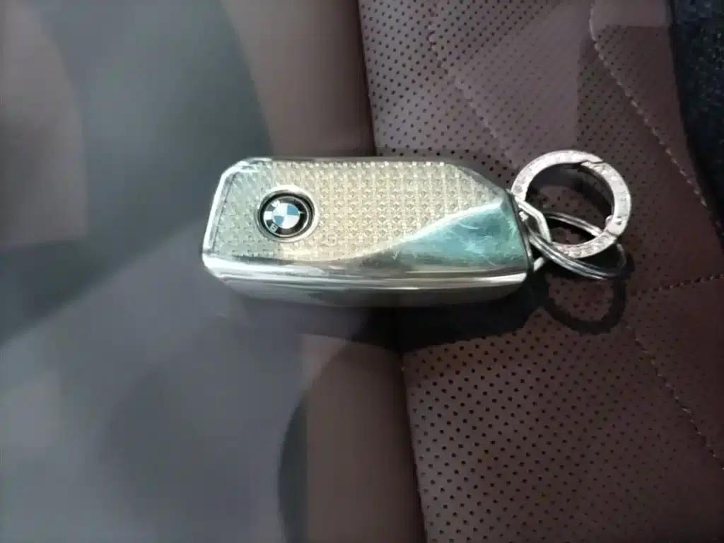 BMW iX1 2023 eDrive25L M Sport Package — миниатюра 9
