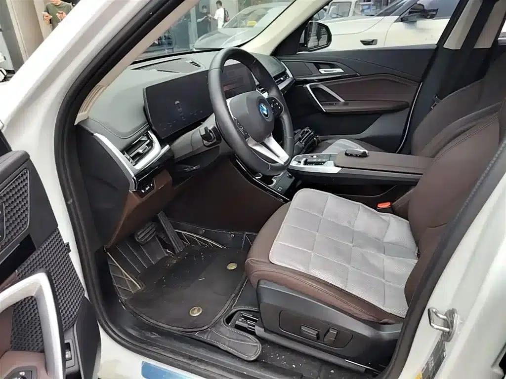 BMW iX1 2023 eDrive25L X Design Package — миниатюра 15
