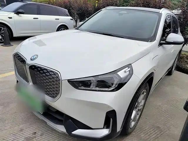 BMW iX1 2023 eDrive25L X Design Package