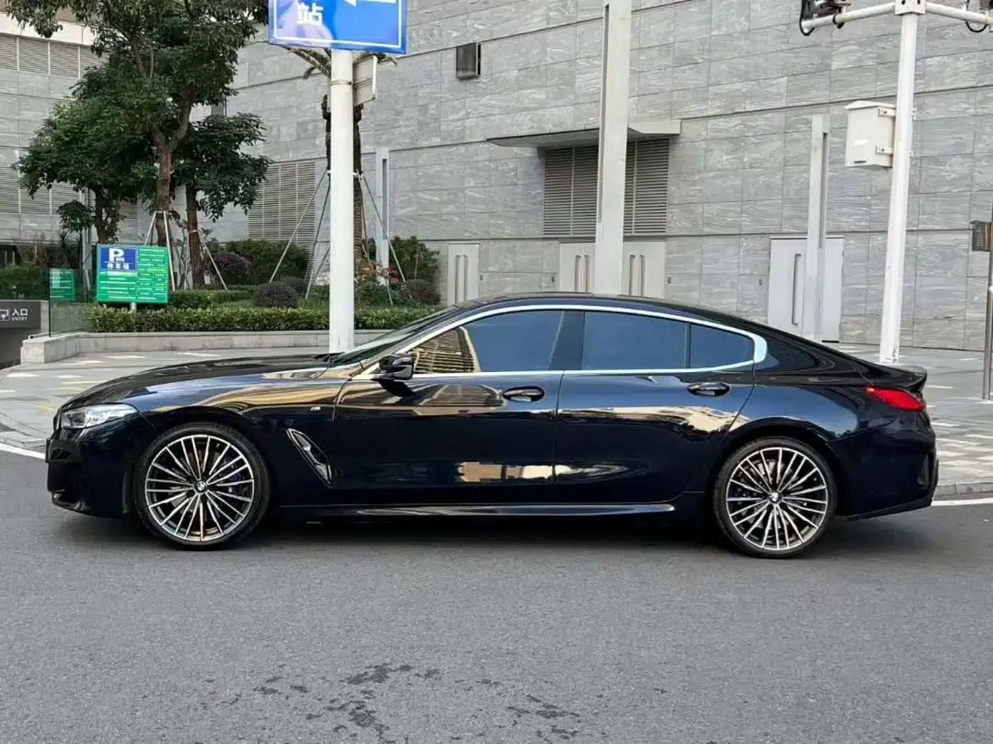 2019 BMW 8 Series 840i Gran Coupe M Sport Package — миниатюра 3