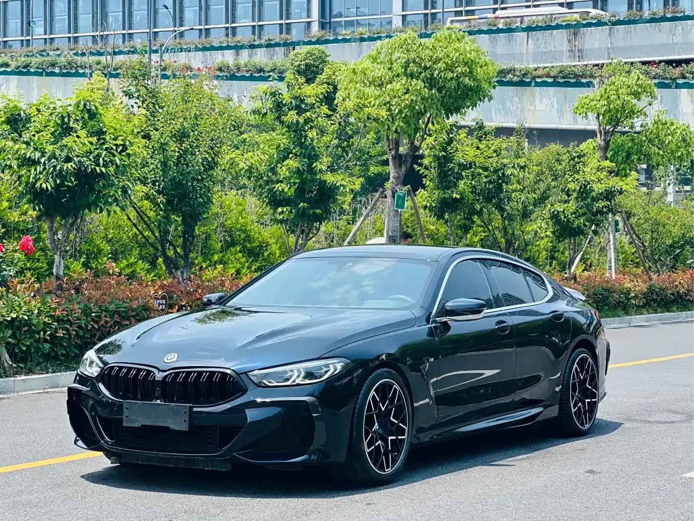 2021 BMW 8 Series Facelift 840i Coupe with M Sport Package — миниатюра 1