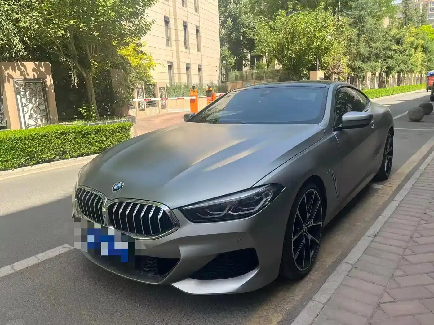 2019 BMW 8 Series 840i Coupe M Sport Package — миниатюра 1