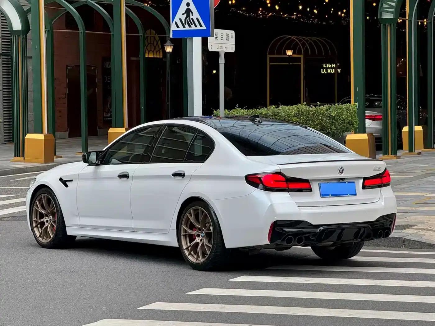 2021 BMW M5 — миниатюра 5