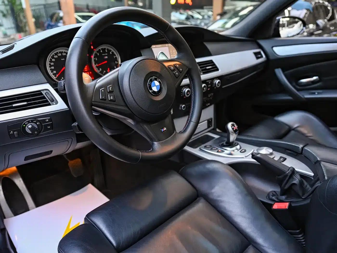 BMW M5 2005 — миниатюра 7