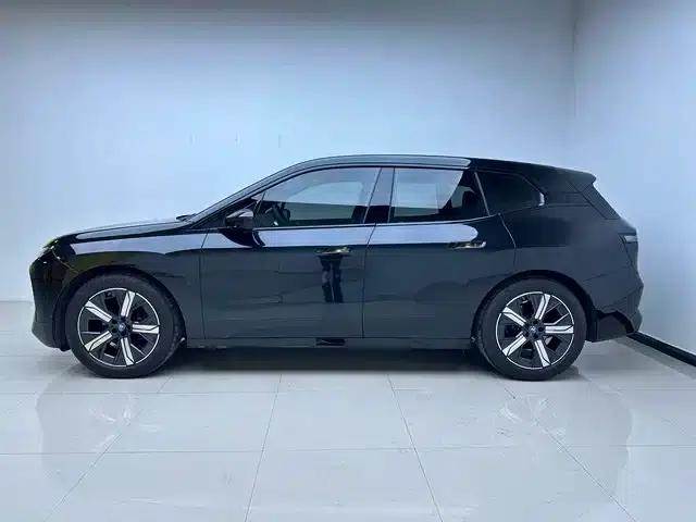 BMW iX 2022 xDrive40 — миниатюра 4