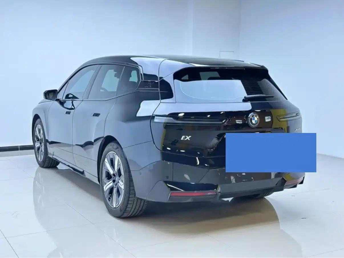 BMW iX 2022 xDrive40 — миниатюра 5