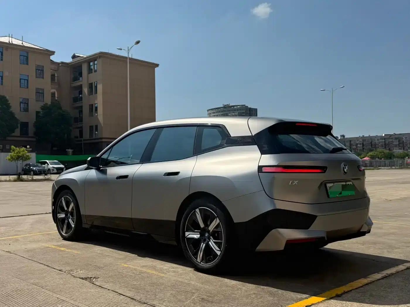 BMW iX 2023 xDrive40 — миниатюра 7