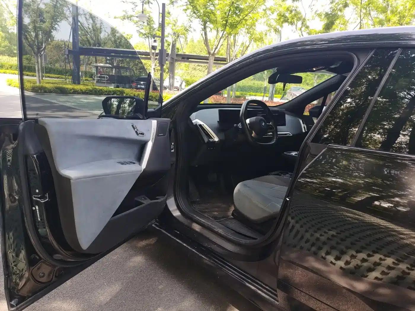 BMW iX 2023 xDrive40 — миниатюра 8