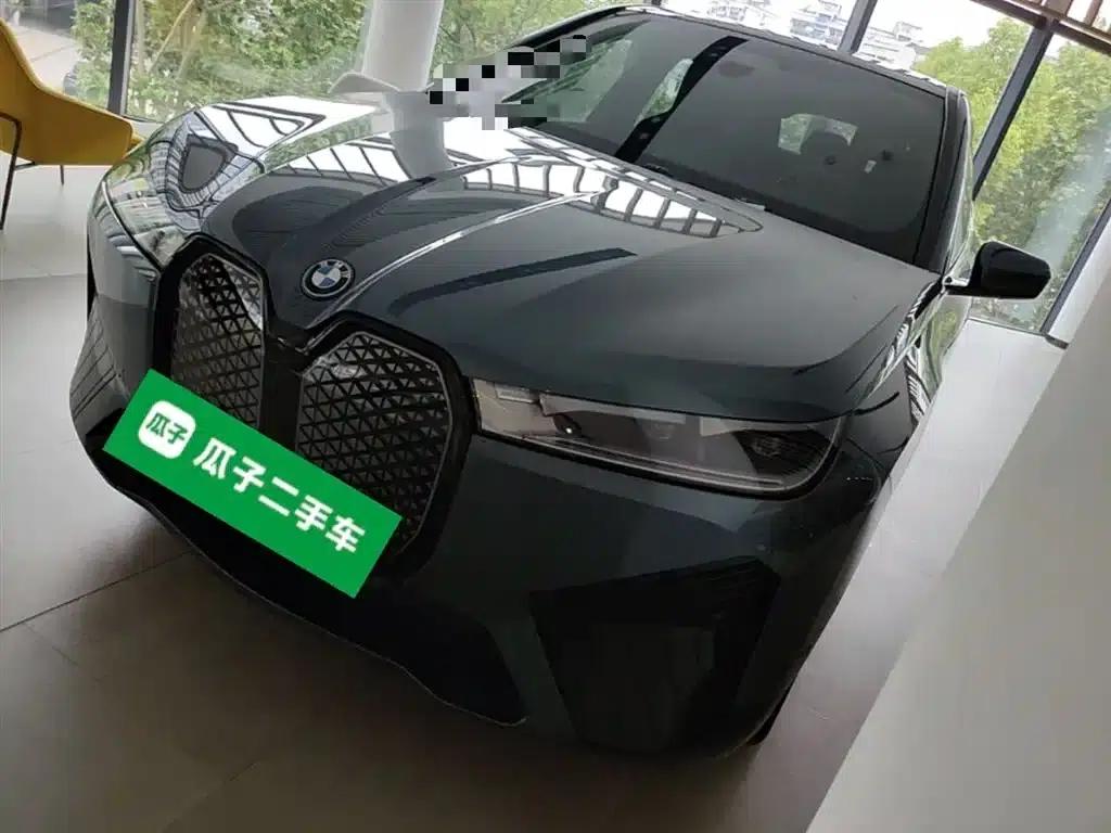BMW iX 2022 xDrive40 — миниатюра 1