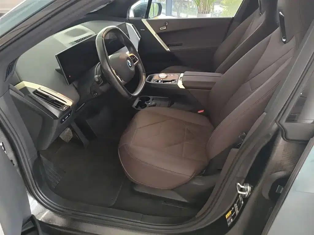 BMW iX 2022 xDrive40 — миниатюра 15