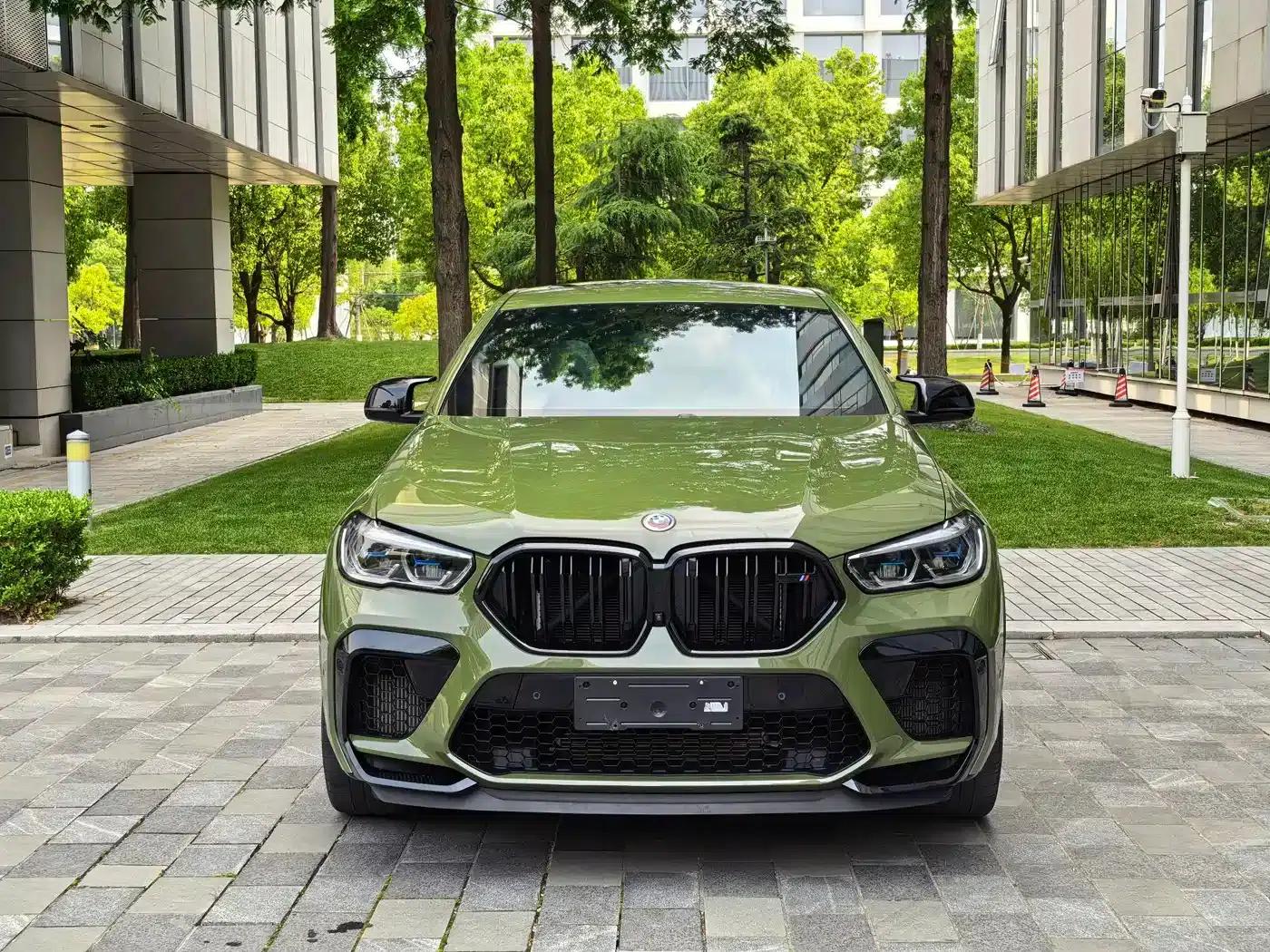 2022 BMW X6 M — миниатюра 2