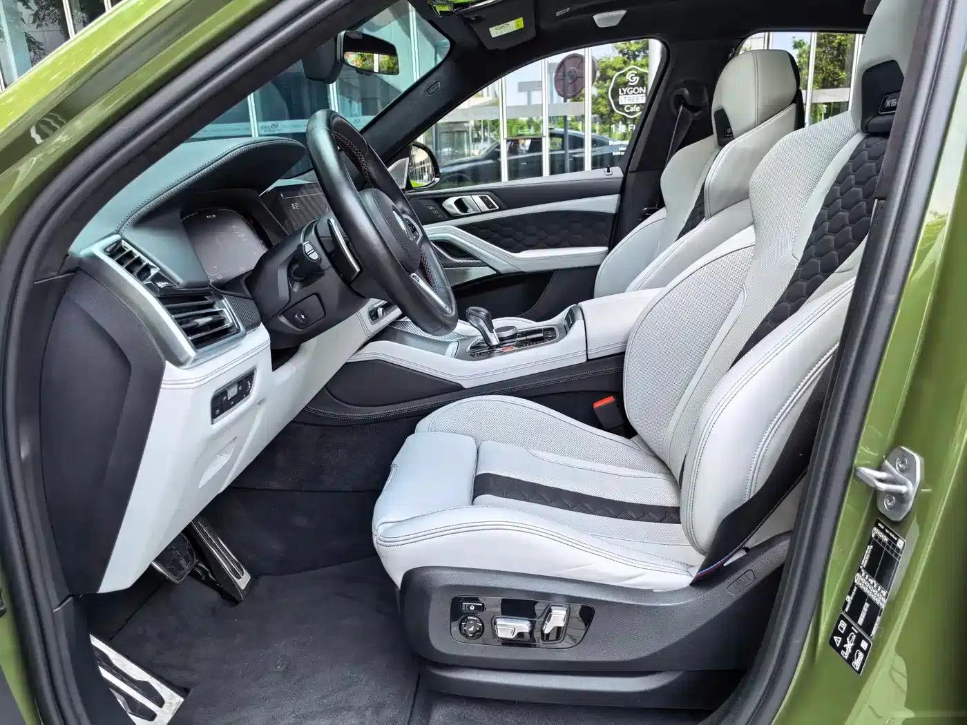 2022 BMW X6 M — миниатюра 11