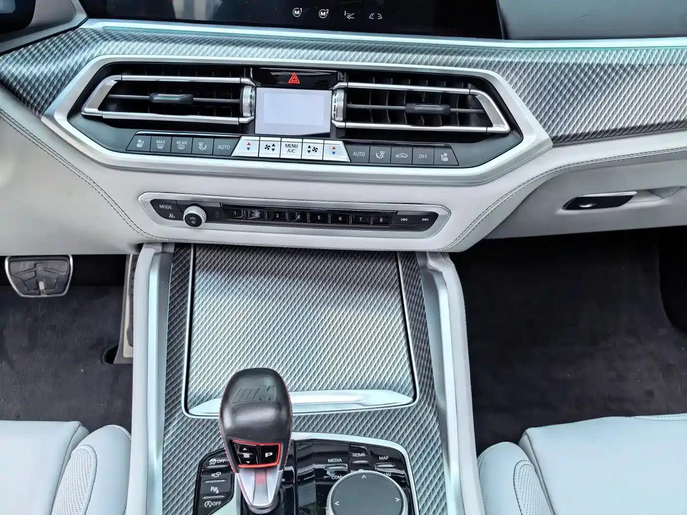 2022 BMW X6 M — миниатюра 18