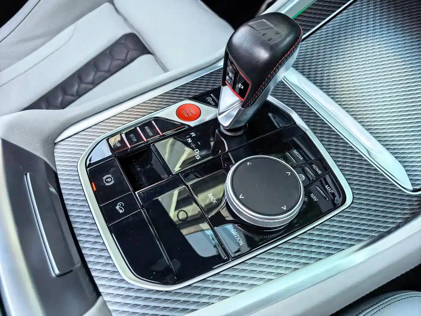 2022 BMW X6 M — миниатюра 20