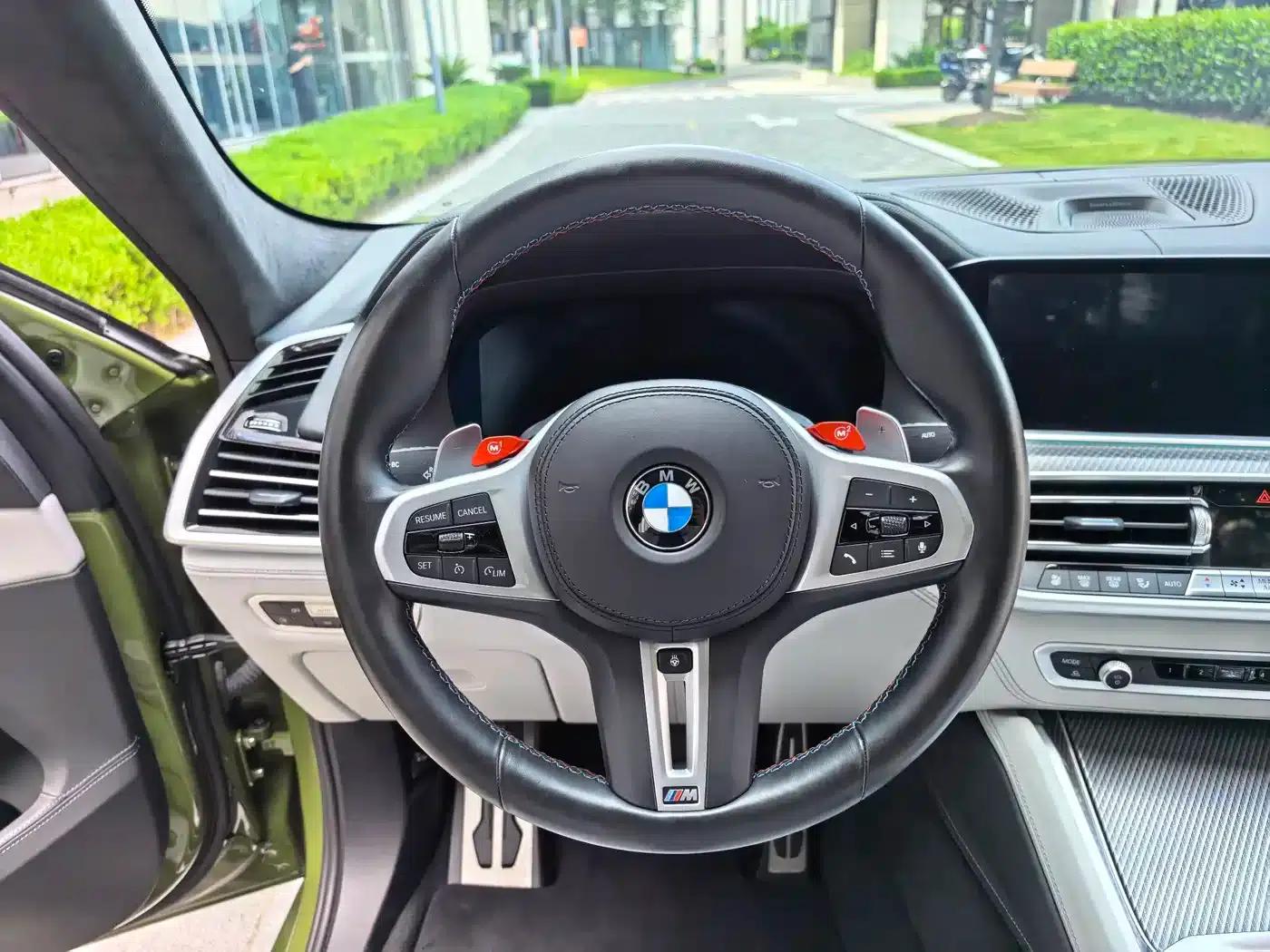 2022 BMW X6 M — миниатюра 40