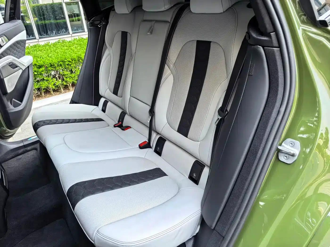 2022 BMW X6 M — миниатюра 47