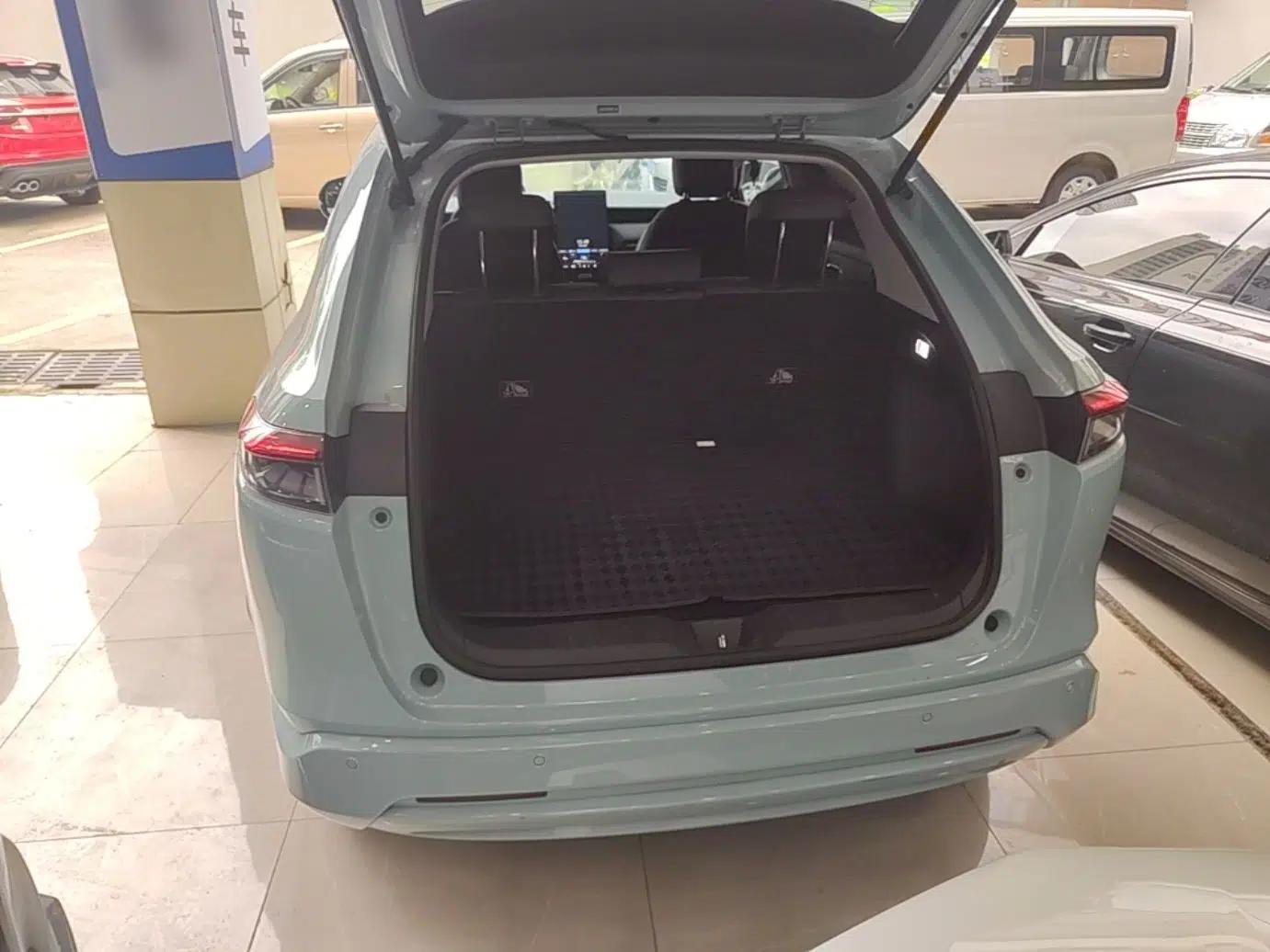 Honda e:NP1 2023 420 km Vision Edition — миниатюра 22