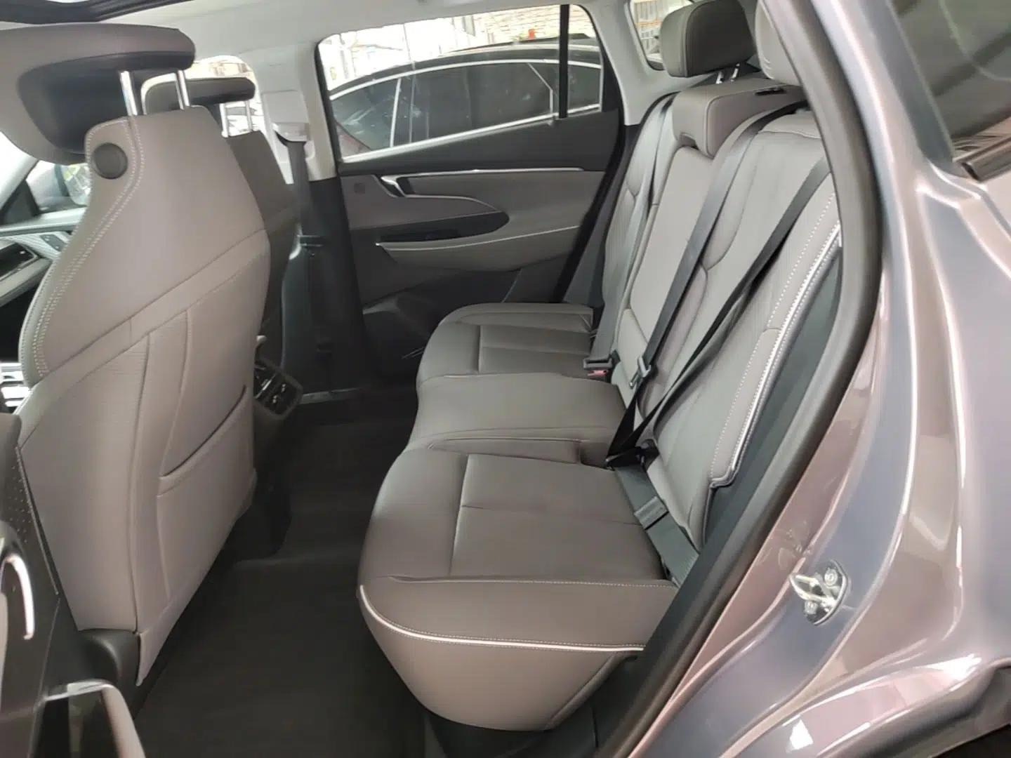 Buick E5 2023 Premium Long-Range Version — миниатюра 19