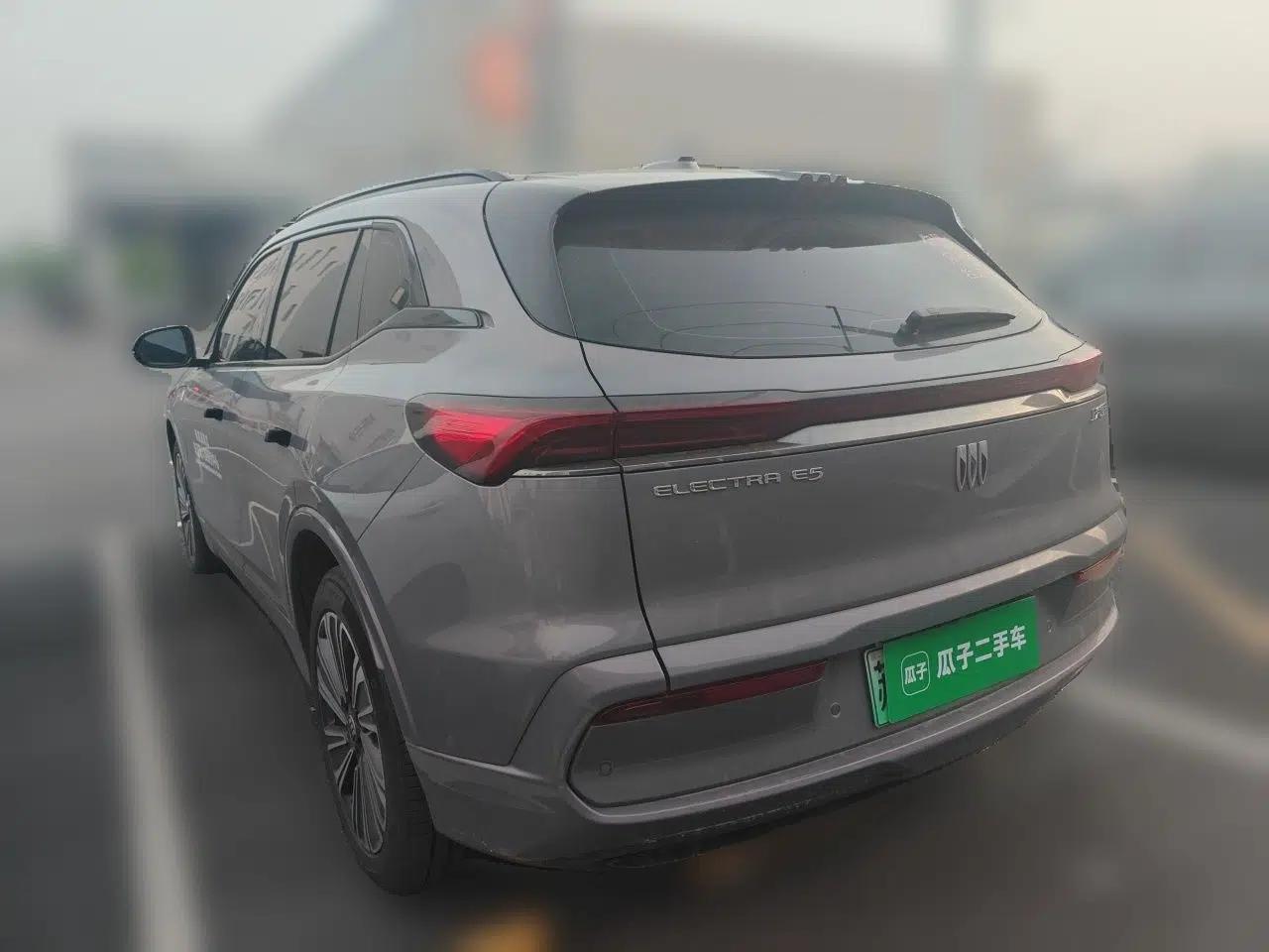 Buick E5 2023 Zhenxiang Standard Range Edition — миниатюра 3
