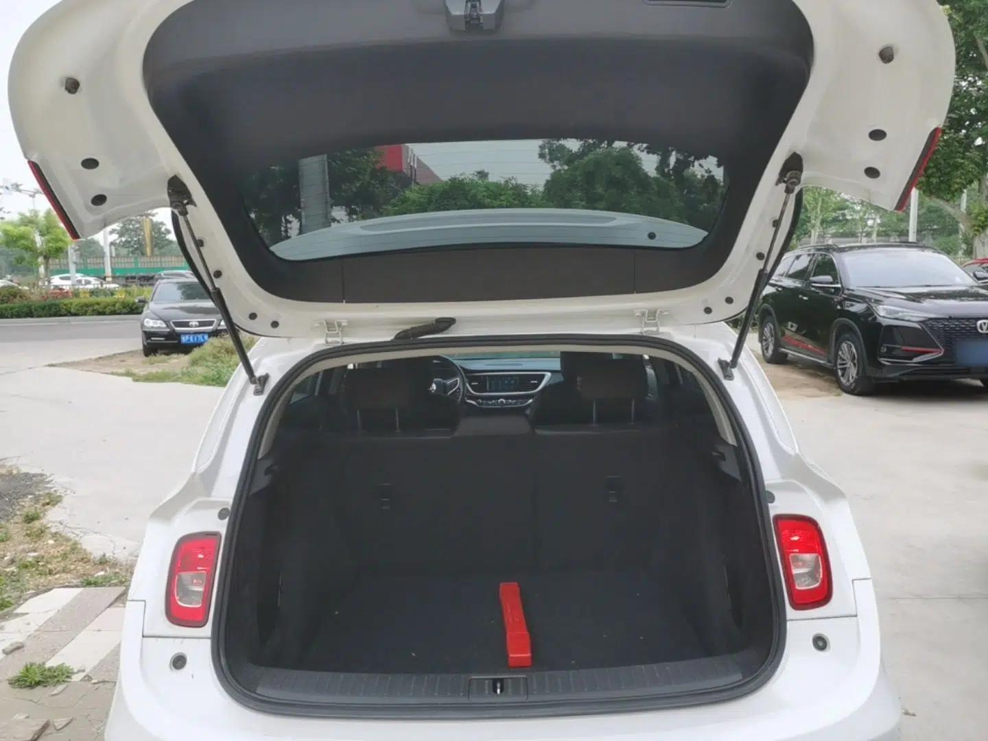 Buick Excelle GX 2019 18T Automatic Connected Elite Model China VI Standard — миниатюра 21