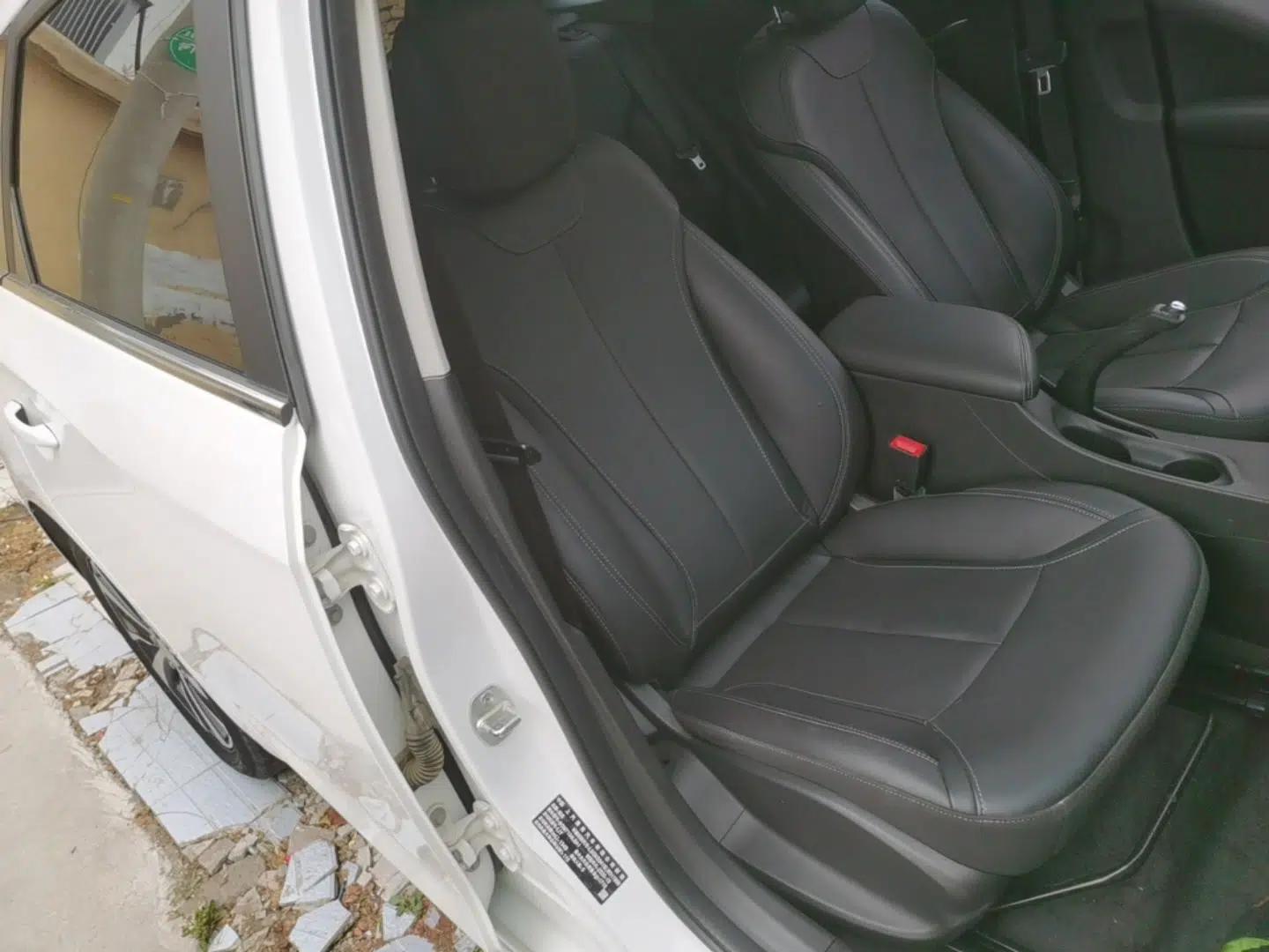 Buick Excelle GX 2019 18T Automatic Connected Elite Model China VI Standard — миниатюра 23