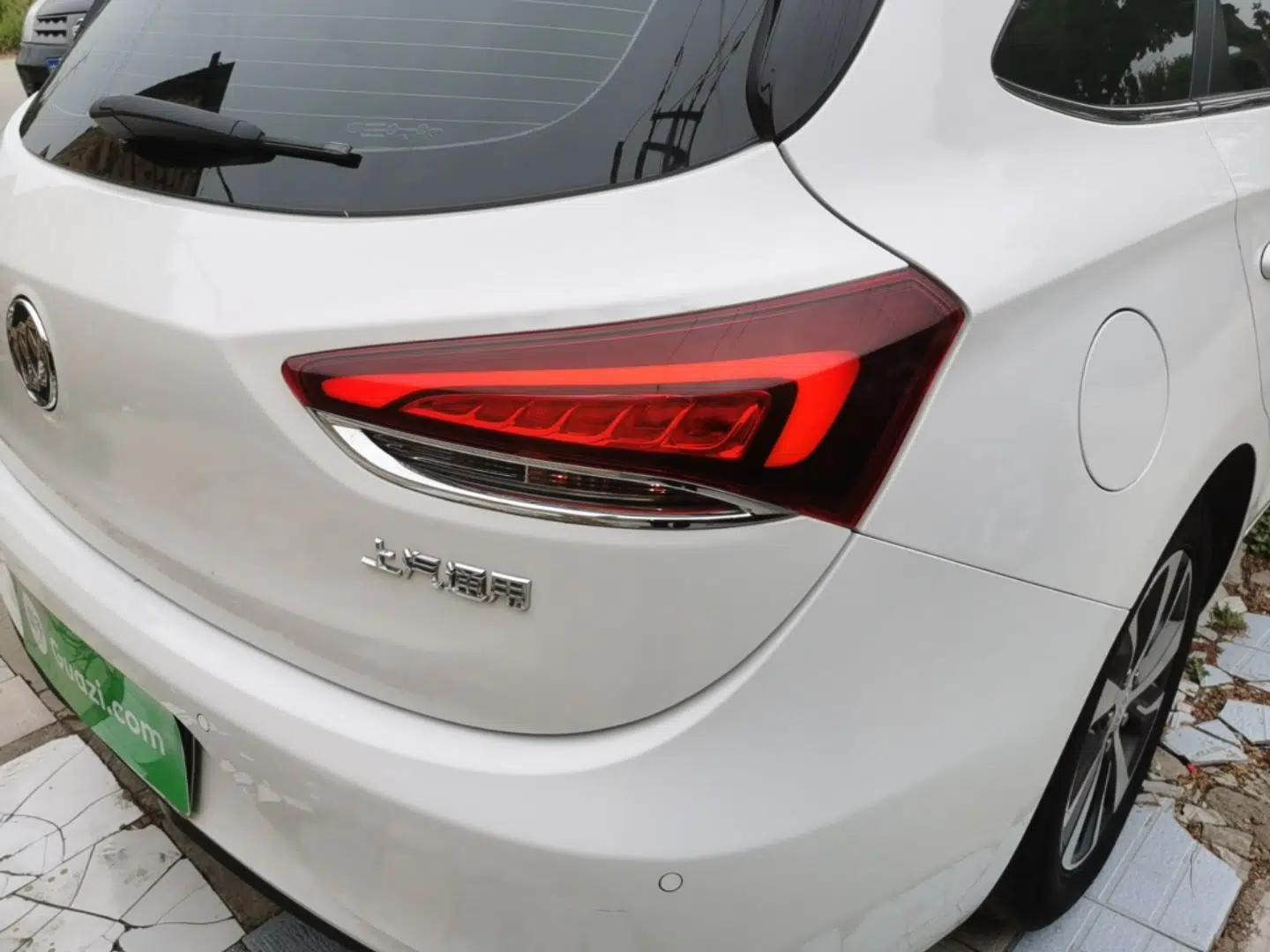 Buick Excelle GX 2019 18T Automatic Connected Elite Model China VI Standard — миниатюра 8
