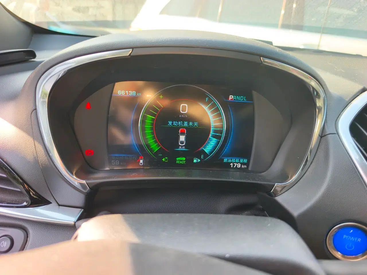 Buick VELITE 5 2017 Urban Extended-Range Model — миниатюра 12