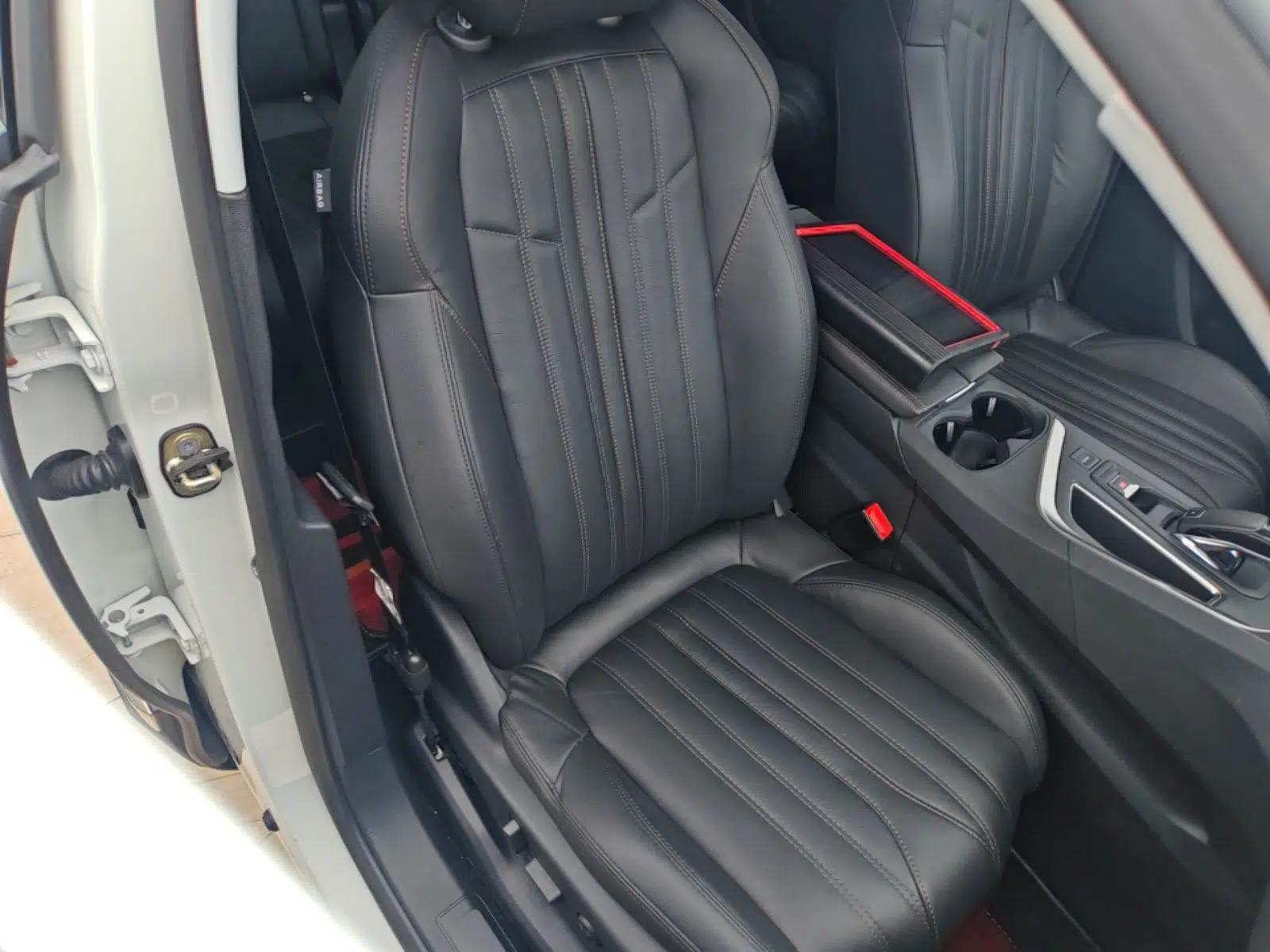 Peugeot 5008 2017 380THP 7-Seater Boundary-Free Edition — миниатюра 23