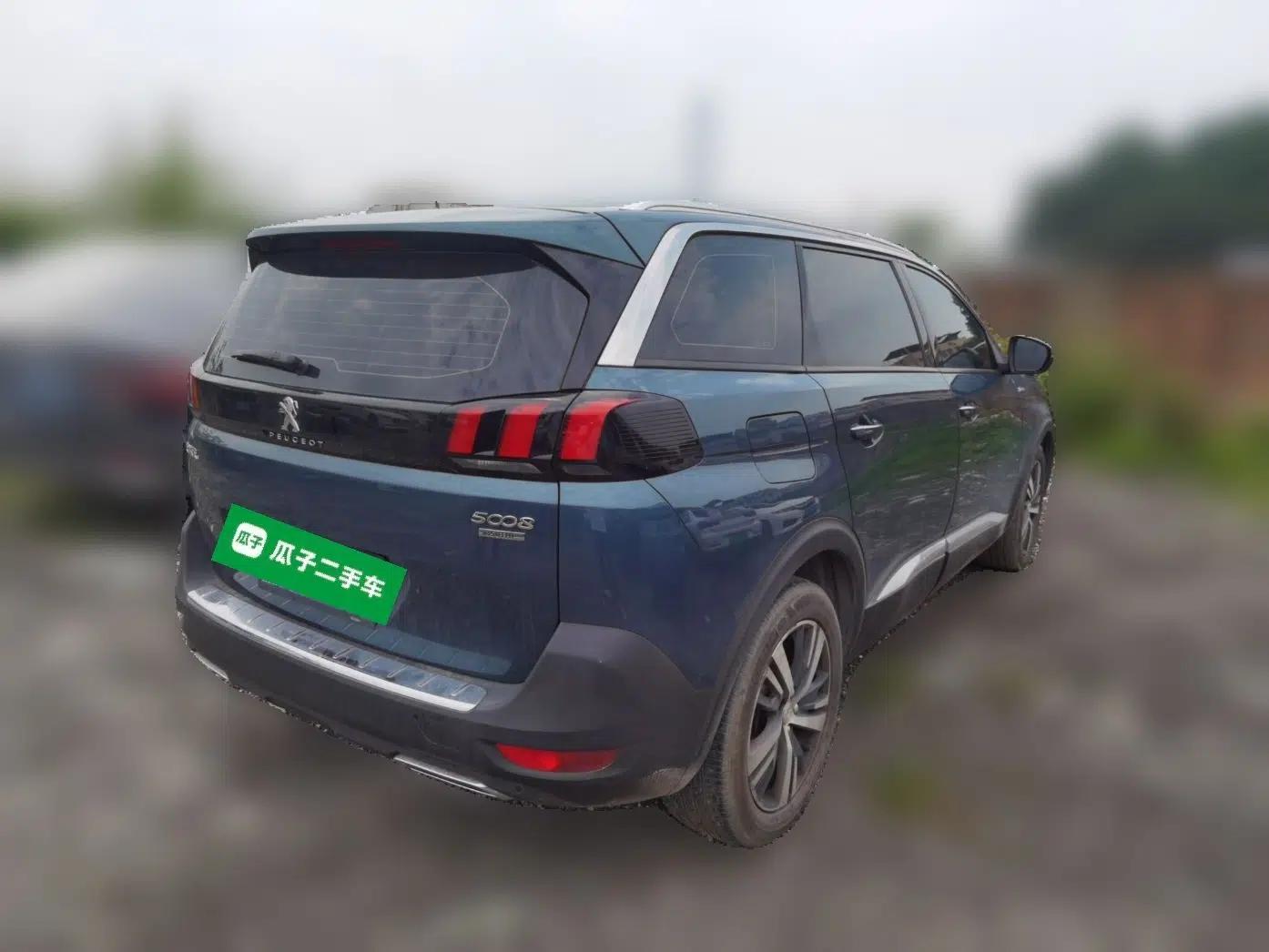 Peugeot 5008 2017 350THP 7-Seater Elite Edition — миниатюра 6