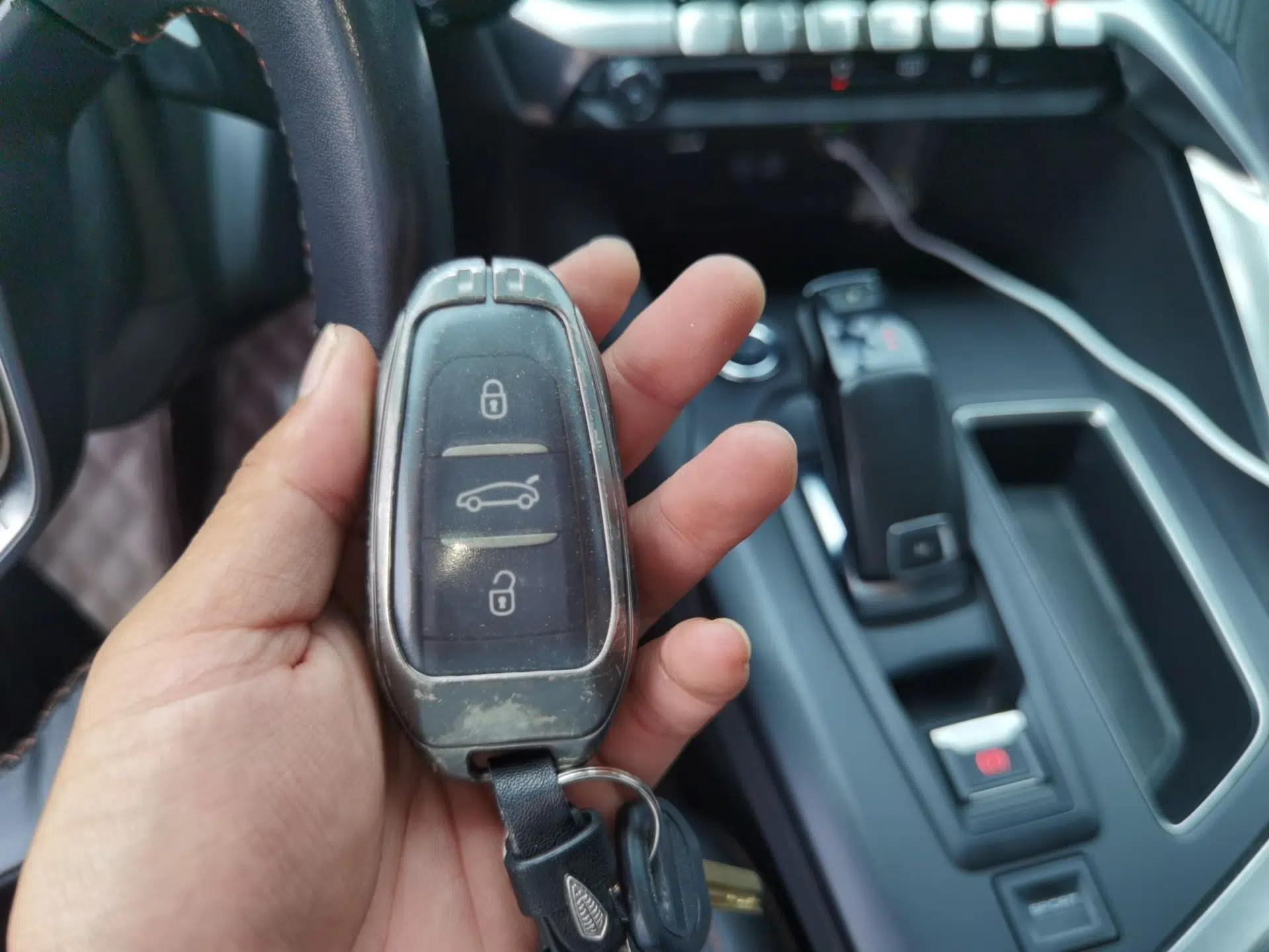 Peugeot 5008 2017 350THP 7-Seater Elite Edition — миниатюра 9