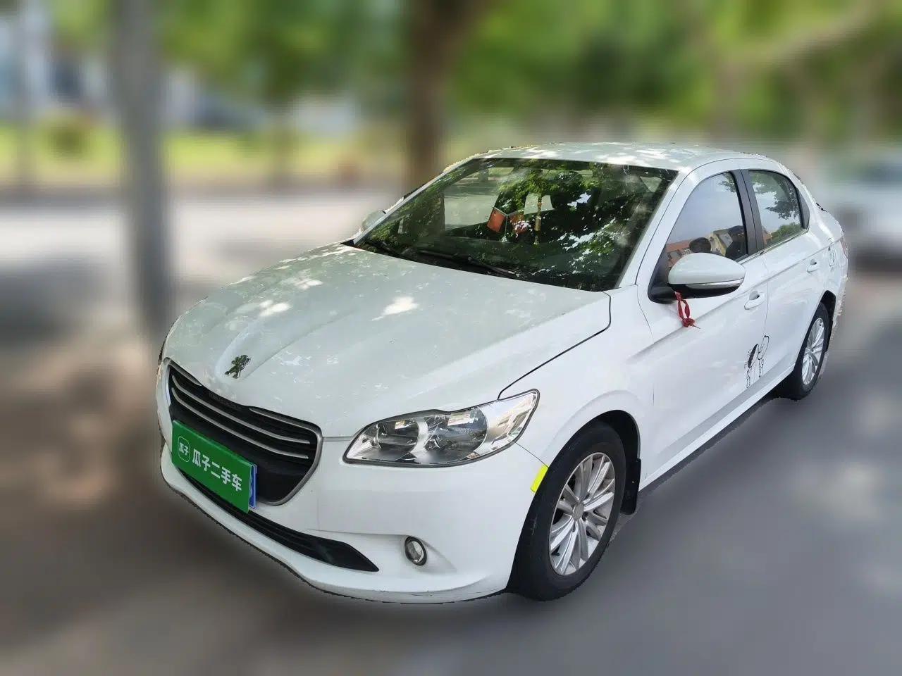 Peugeot 301 2014 1.6L Manual Comfort Edition — миниатюра 1