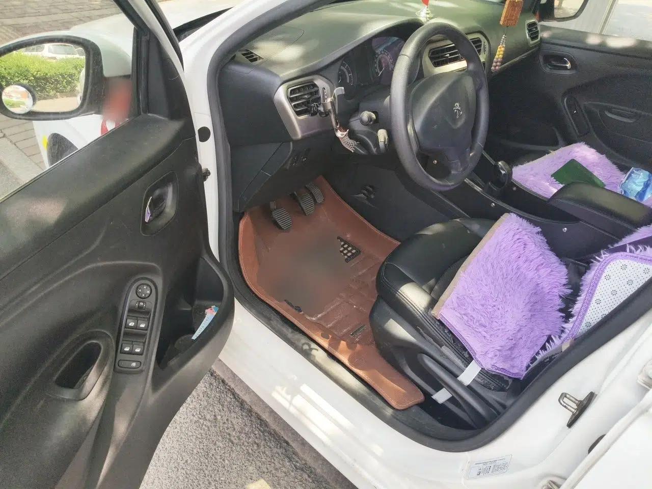 Peugeot 301 2014 1.6L Manual Comfort Edition — миниатюра 17
