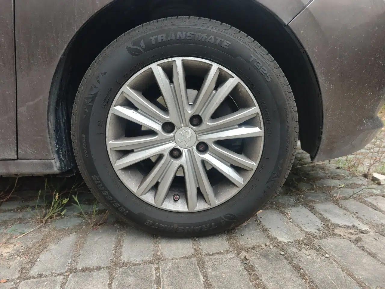 Peugeot 301 2014 1.6L Manual Luxury Edition — миниатюра 8