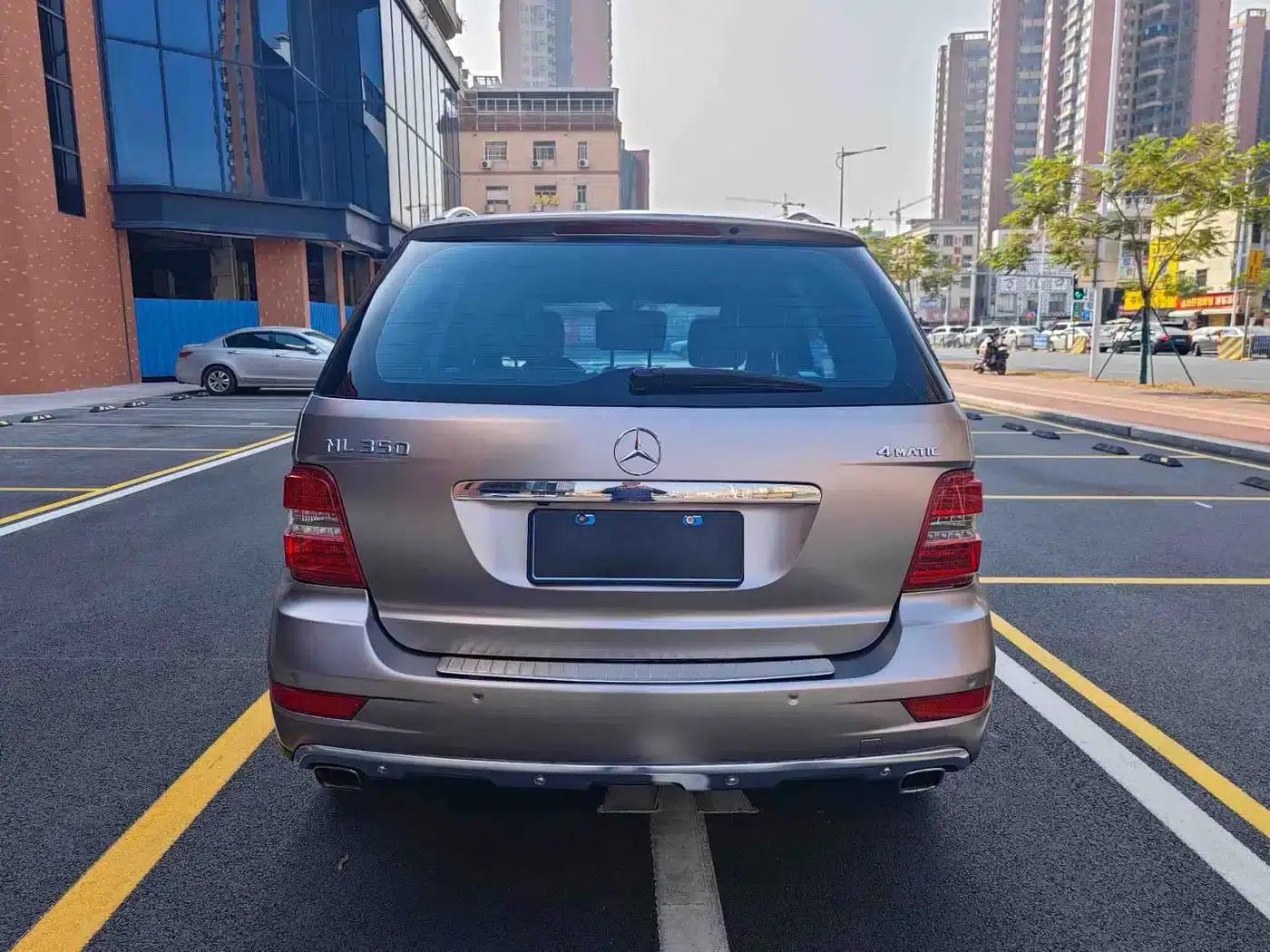 Mercedes-Benz M-Class 2010 ML 350 4MATIC Luxury Special Edition — миниатюра 5