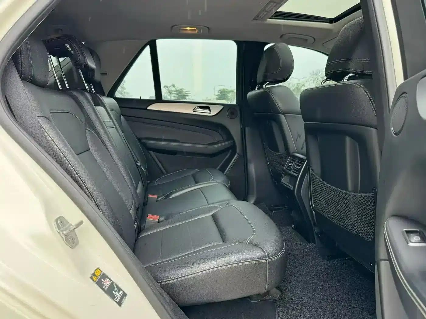 Mercedes-Benz M-Class 2012 ML 300 — миниатюра 6