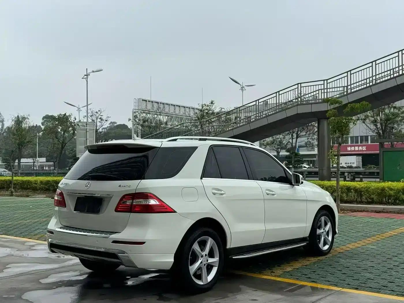 Mercedes-Benz M-Class 2012 ML 300 — миниатюра 8