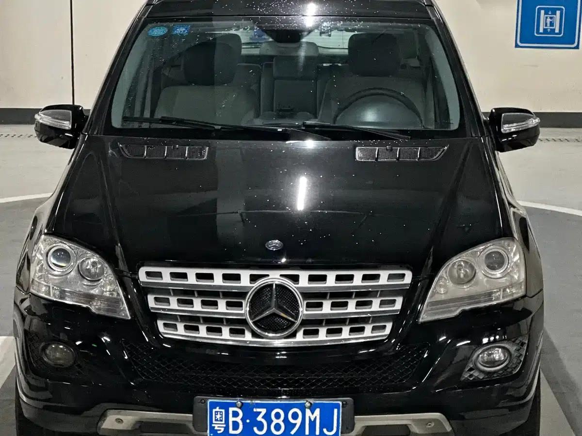 2010 Mercedes-Benz M-Class ML 300 4MATIC — миниатюра 2