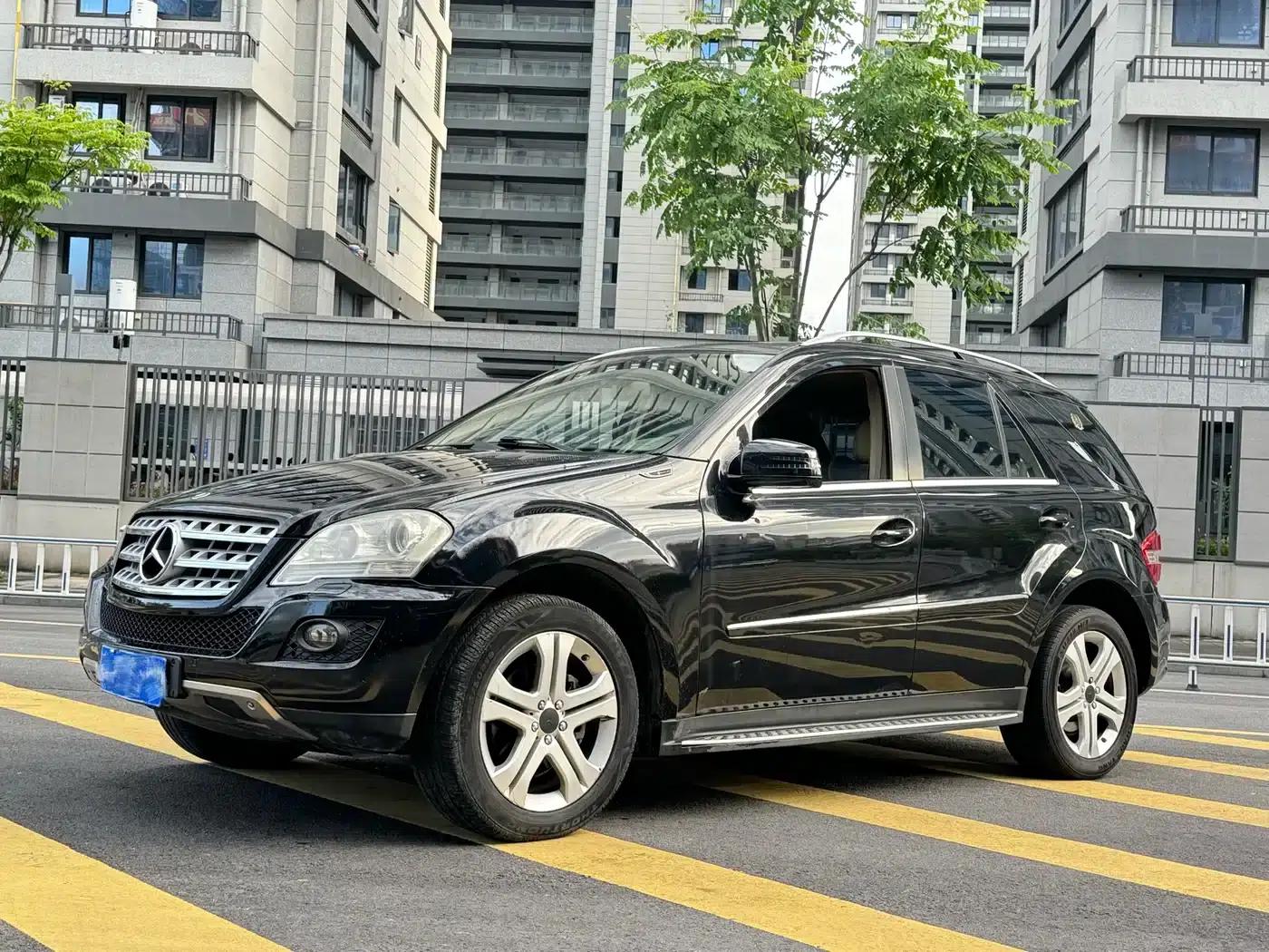 Mercedes-Benz M-Class 2010 ML 350 4MATIC Luxury — миниатюра 2