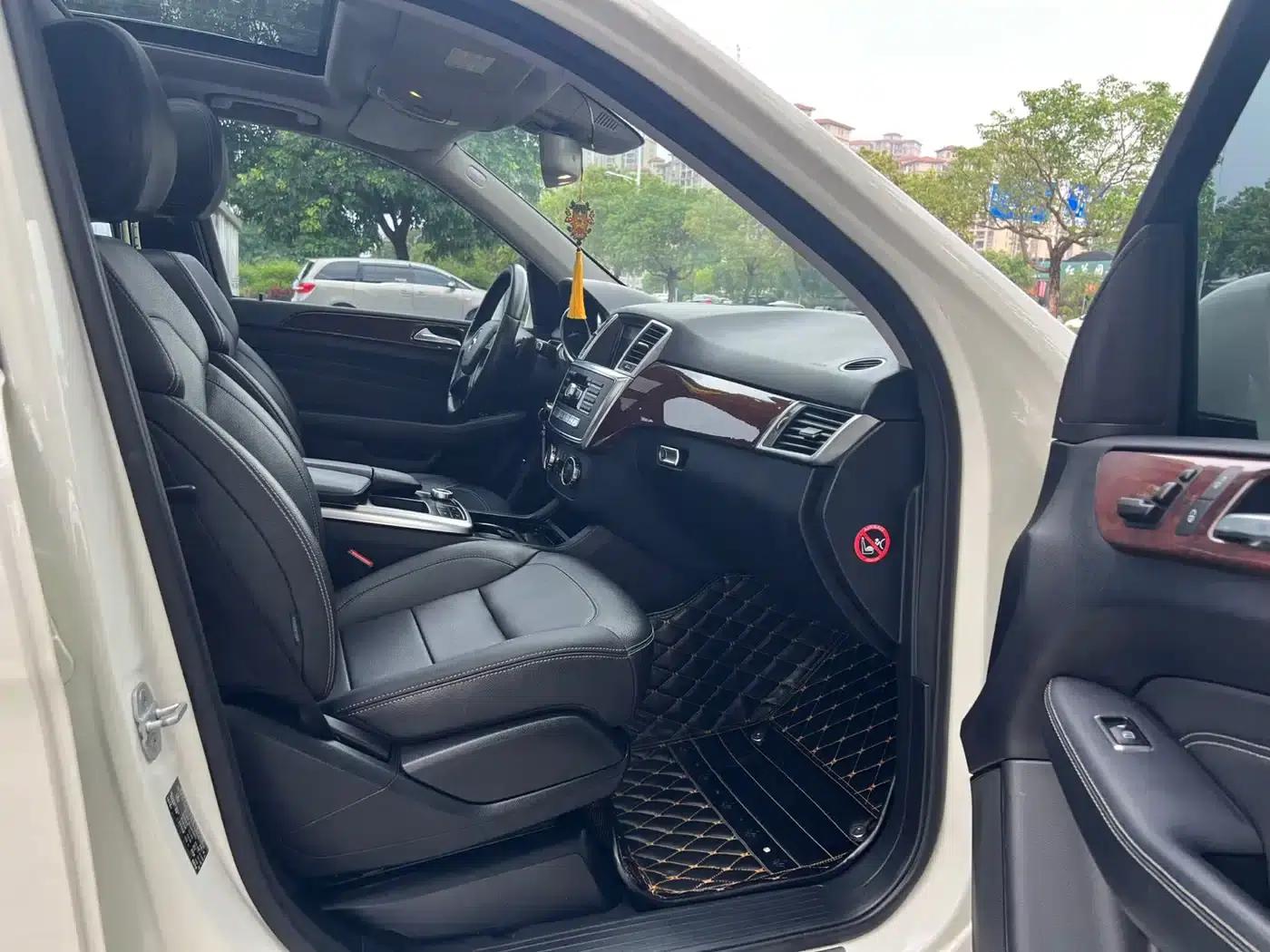 Mercedes-Benz M-Class 2012 ML 350 Dynamic — миниатюра 10