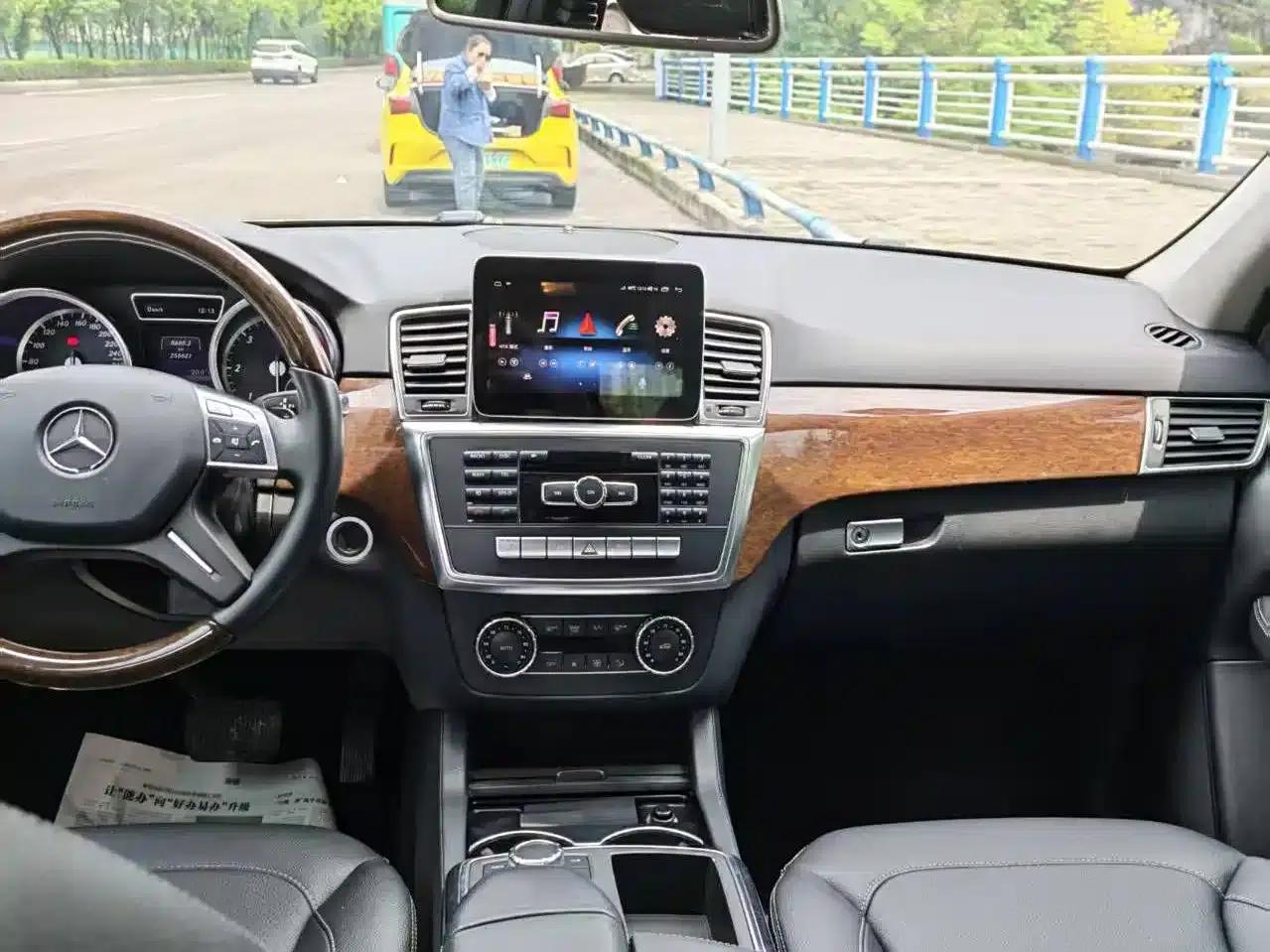2013 Mercedes-Benz M-Class ML 350 Diesel — миниатюра 2