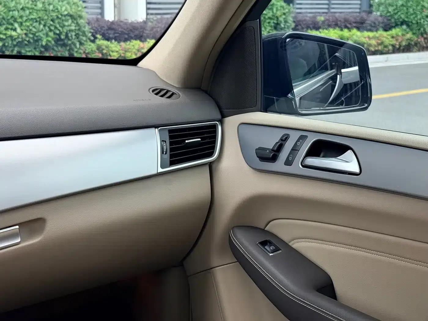 Mercedes-Benz M-Class 2012 ML 300 — миниатюра 18